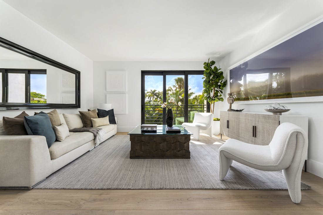 Meridith-Baer-Home-Home-Staging-Florida-Boca-Raton-Modern-Estate-Luxury-Homes-Modern-and-Contemporary-Second-Living-Room